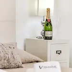 Casa Leo *