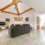 Casa Leo بيت للعطل *