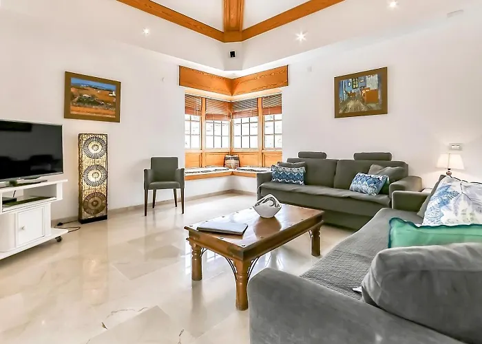 Casa Leo *