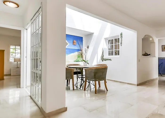 Casa Leo *
